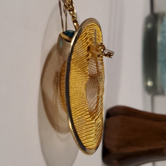 🔖Unique Vintage 1980's Gold Mesh Hat Brooch - Picture 6 of 8